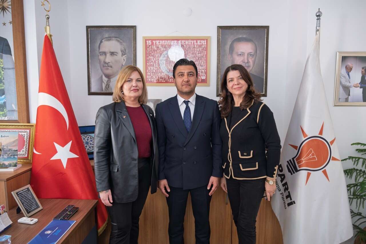 AK Parti Bodrum’da 25. Yıl Mesajı: “Güçlenerek Büyüyoruz” 1